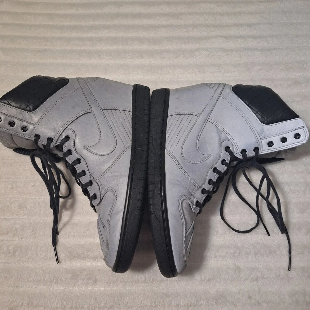 Nike Super Sky High Dunk Sneaker Boot Womens 7.5 Reflective Silver Hip Hop